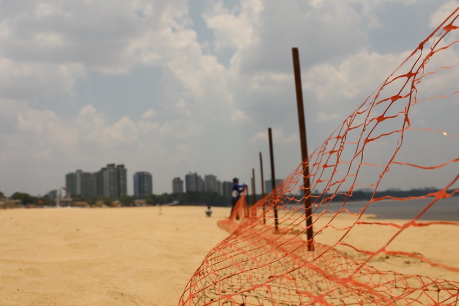 Entenda fenômeno de areia movediça que ocorreu em Balneário